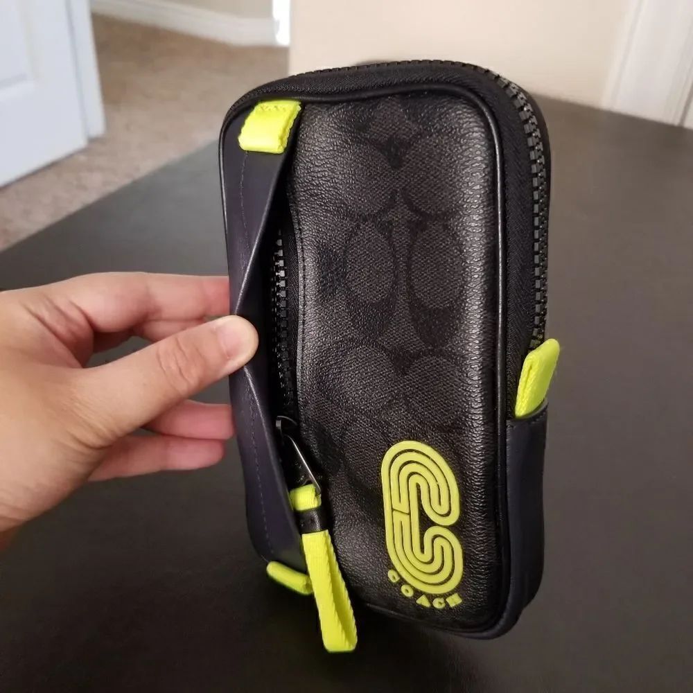 Coach Terrain Small Bag - Picture 2 of 5